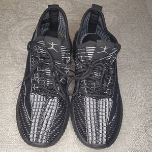 Danskin Ecstatic Sneakers